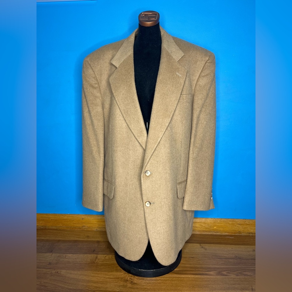 Bachrach Button Front Trench Overcoat Jacket Size 44 L Camel Colored Coat